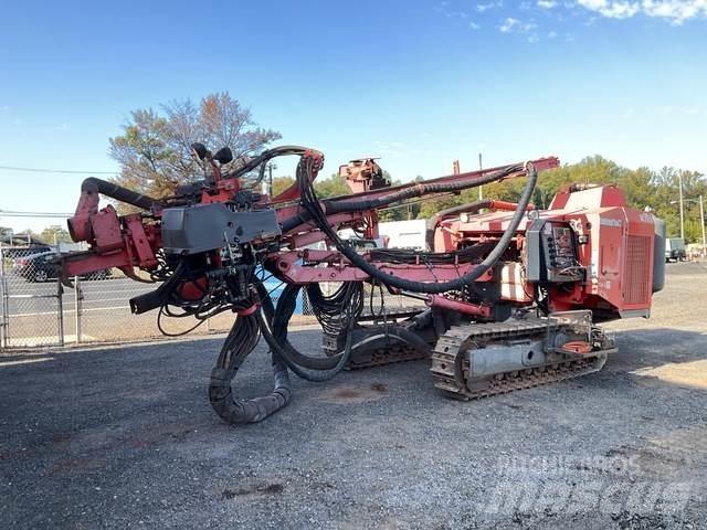Sandvik DC700 サーフェイスドリルリグ