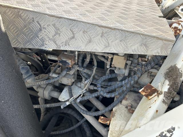 Sandvik DR460 サーフェイスドリルリグ