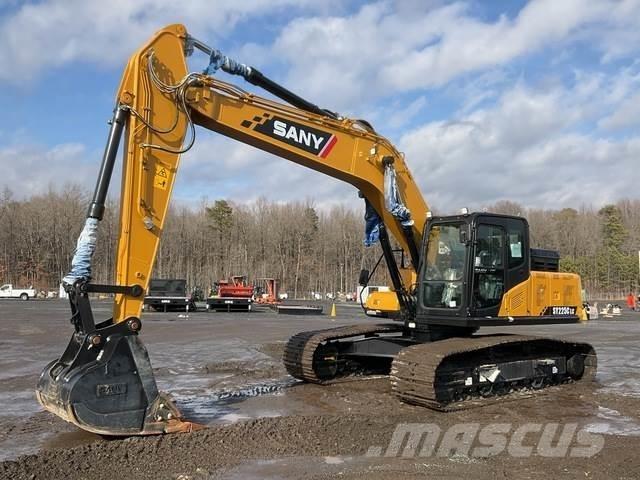 Sany SY225C LC 大型油圧ショベル12t以上（パワーショベル・ユンボ）