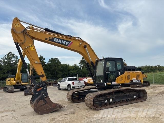 Sany SY225C LC 大型油圧ショベル12t以上（パワーショベル・ユンボ）