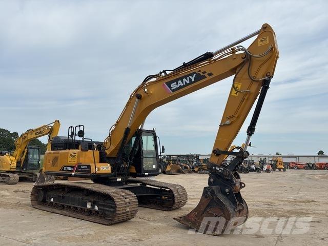 Sany SY225C LC 大型油圧ショベル12t以上（パワーショベル・ユンボ）