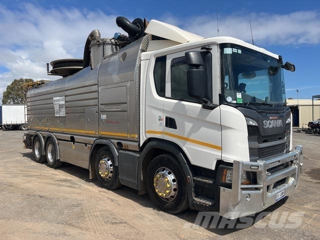 Scania G450 コンバイン／バキュームトラック