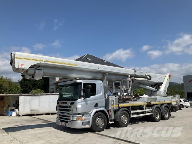 Scania P410LB トラック高所作業車
