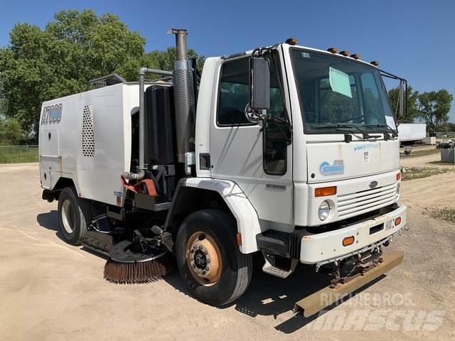 Schwarze A7000 街路清掃車