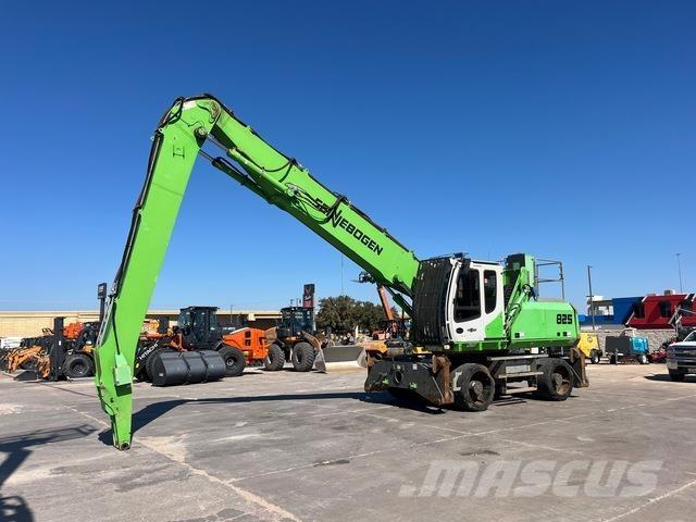 Sennebogen 825 廃棄物／工業産廃処理機