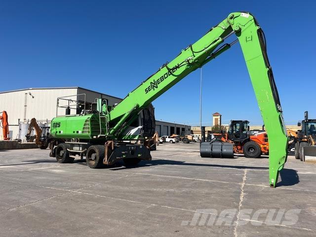 Sennebogen 825 廃棄物／工業産廃処理機