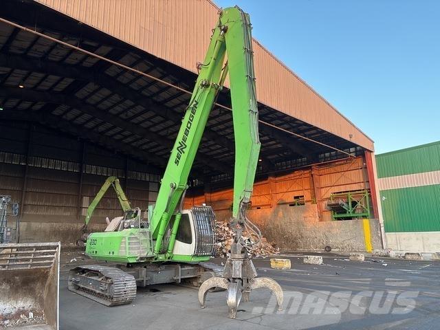 Sennebogen 830 廃棄物／工業産廃処理機