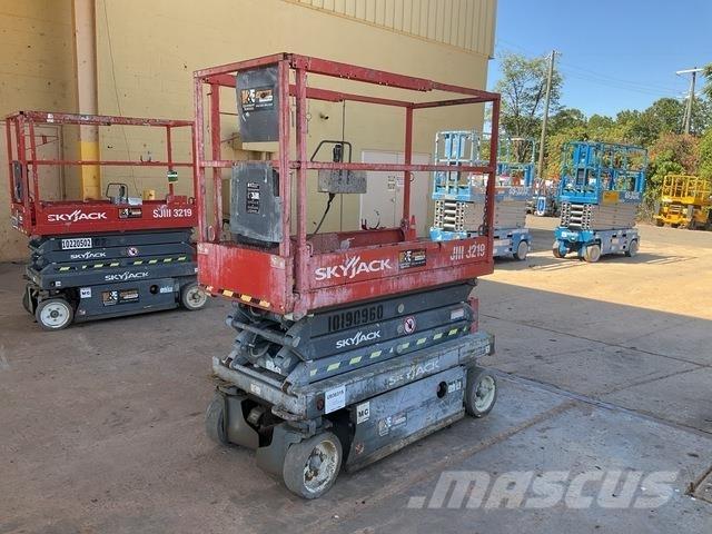 SkyJack 3219 シザースリフト