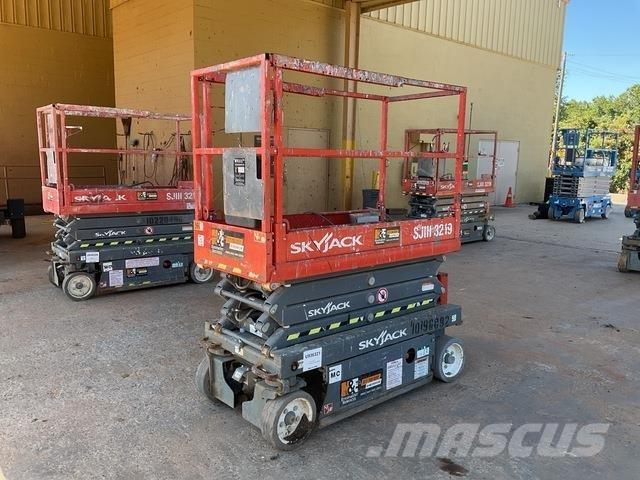 SkyJack 3219 シザースリフト