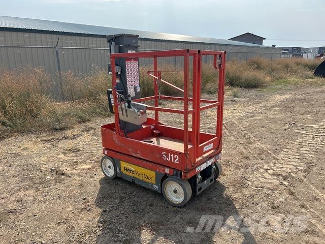 SkyJack SJ12 垂直昇降型リフト