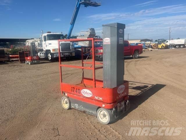 SkyJack SJ16 垂直昇降型リフト