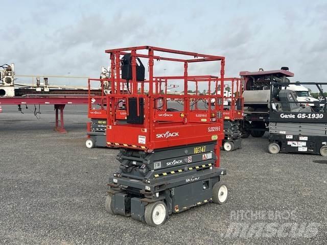SkyJack SJ3219 シザースリフト