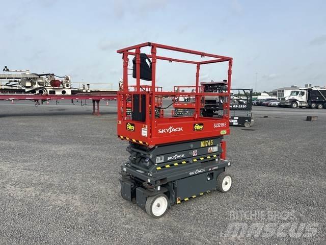 SkyJack SJ3219 シザースリフト