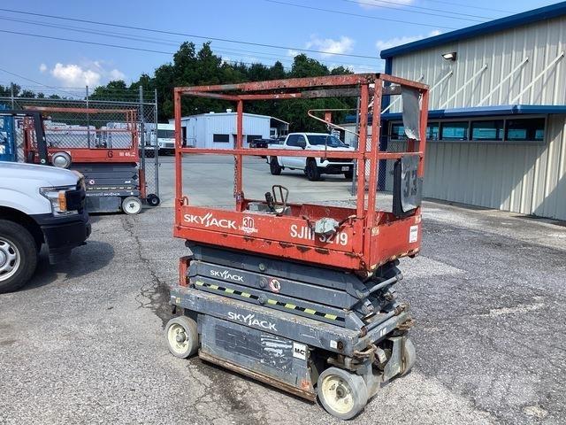 SkyJack SJ3219 シザースリフト