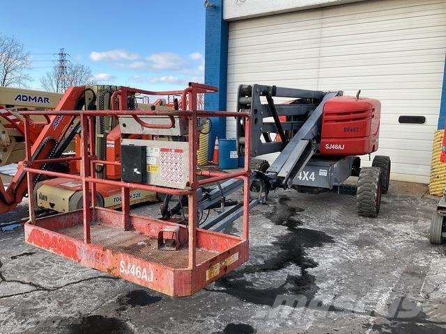 SkyJack SJ46AJ ブームリフト　屈伸型