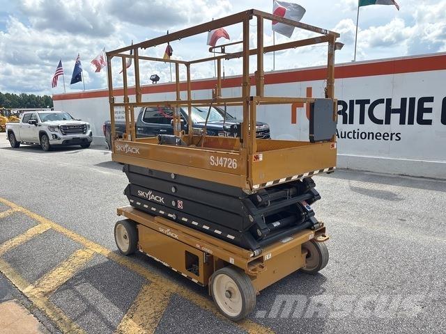 SkyJack SJ4726 シザースリフト