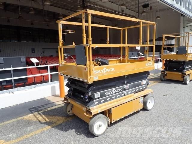 SkyJack SJ4726 シザースリフト