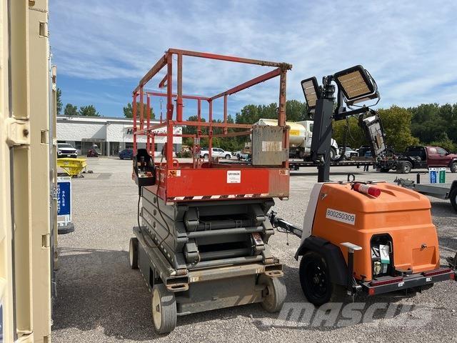 SkyJack SJ4732 シザースリフト