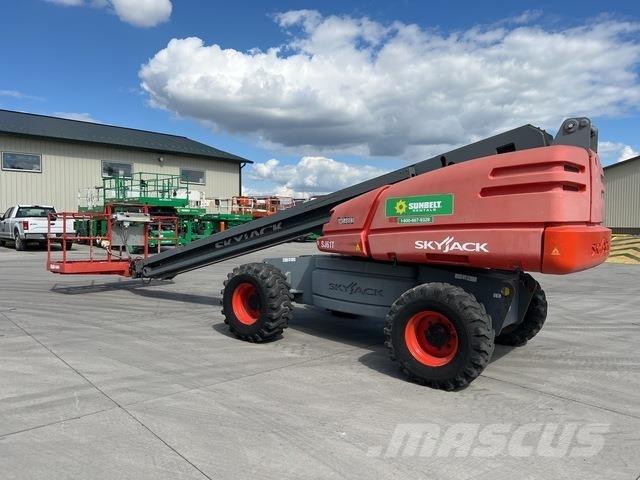 SkyJack SJ61T ブームリフト　直伸型