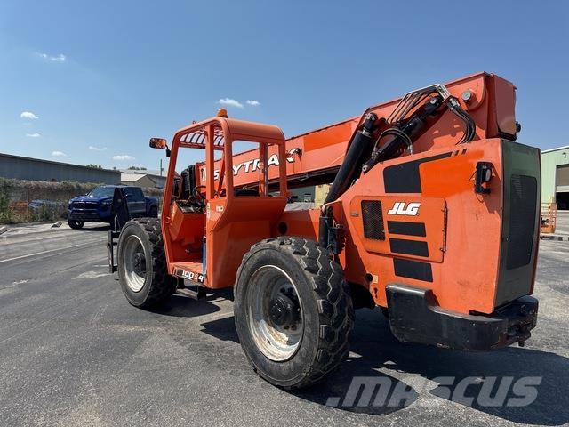 SkyTrak 10054 テレスコーピックハンドラー