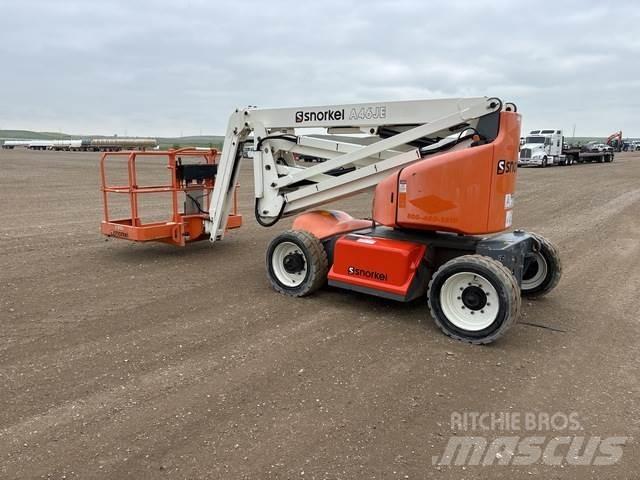 Snorkel A46JE ブームリフト　屈伸型