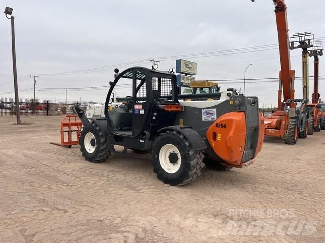 Snorkel SR1054 テレスコーピックハンドラー