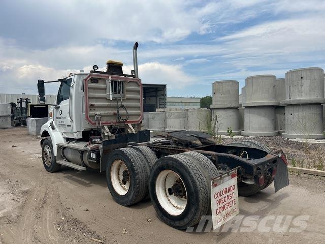 Sterling  中古トラクターヘッド | トレーラーヘッド