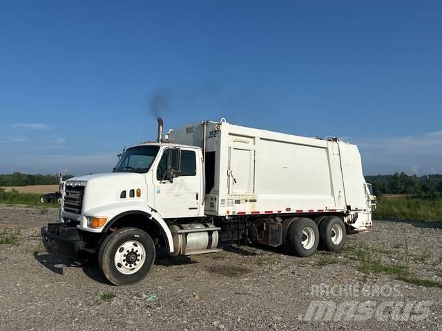 Sterling L7500 塵芥車、パッカー車