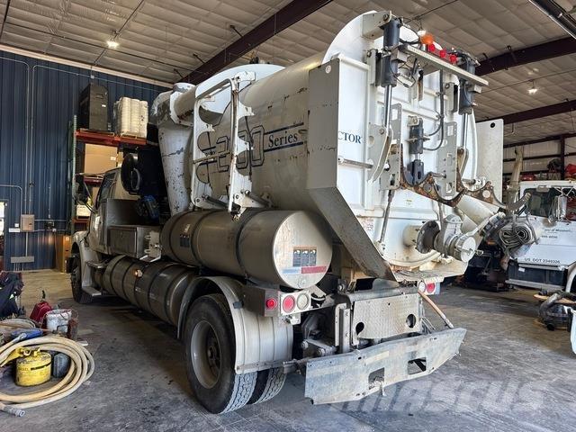 Sterling L7500 コンバイン／バキュームトラック