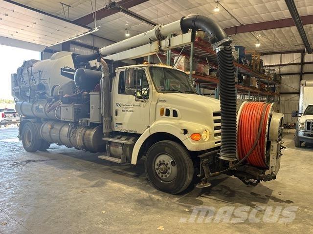 Sterling L7500 コンバイン／バキュームトラック