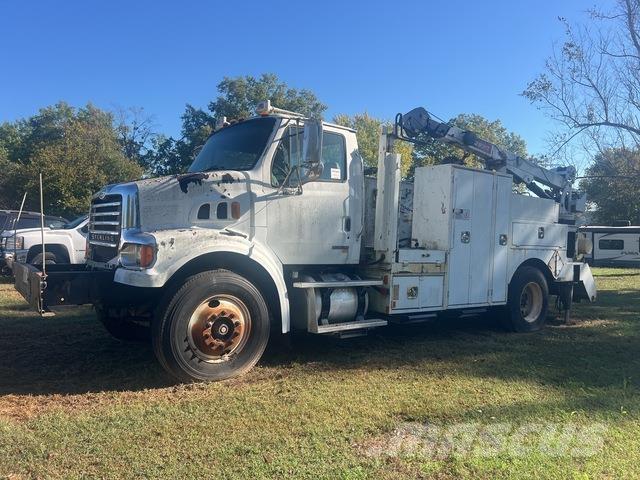 Sterling L7500 多目的／汎用車両