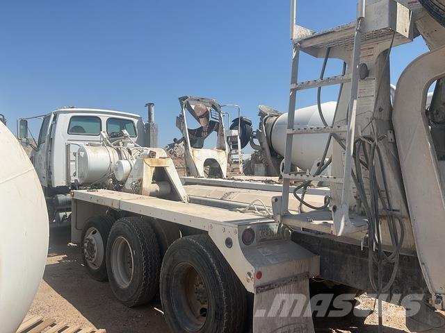 Sterling L9500 その他トラック