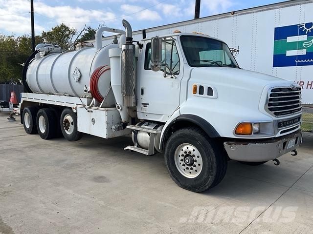 Sterling L9500 コンバイン／バキュームトラック