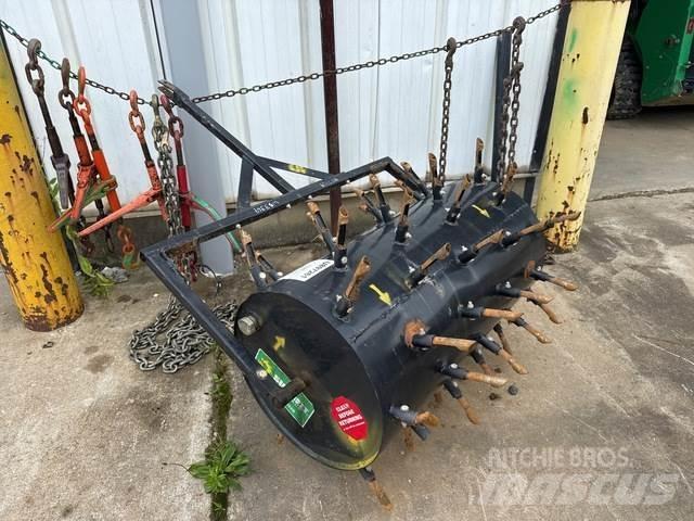  Strongway Core エアレーション・サッチング機