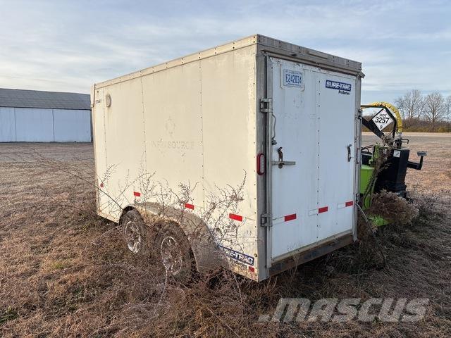 sure-trac  ボックスボディートレーラー