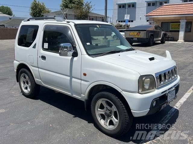 Suzuki Jimmy 自動車