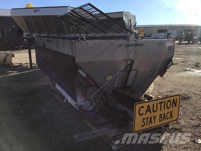 Swenson  砂と塩撒き専用車