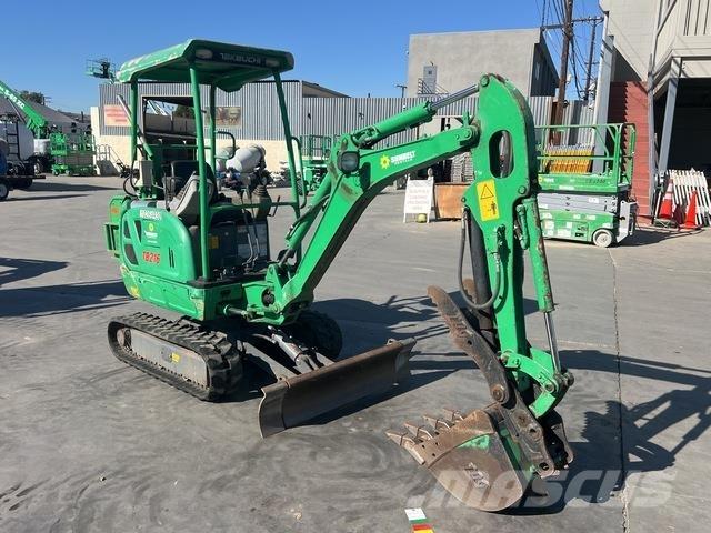 Takeuchi TB216 大型油圧ショベル12t以上（パワーショベル・ユンボ）