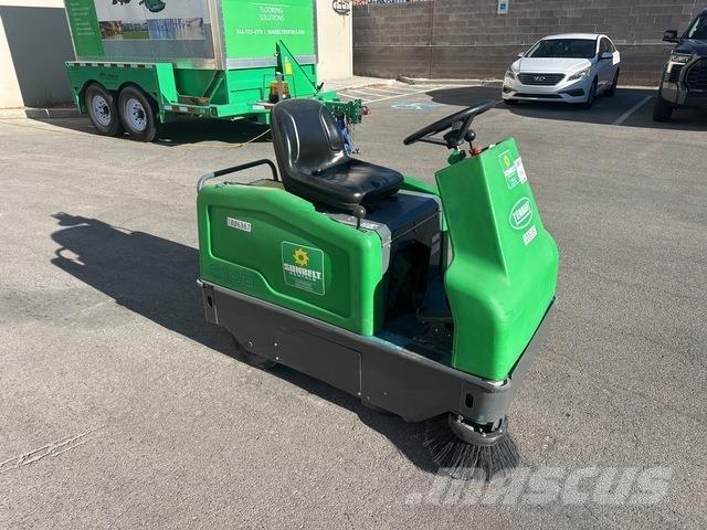Tennant 6100 屋内用スイーパー