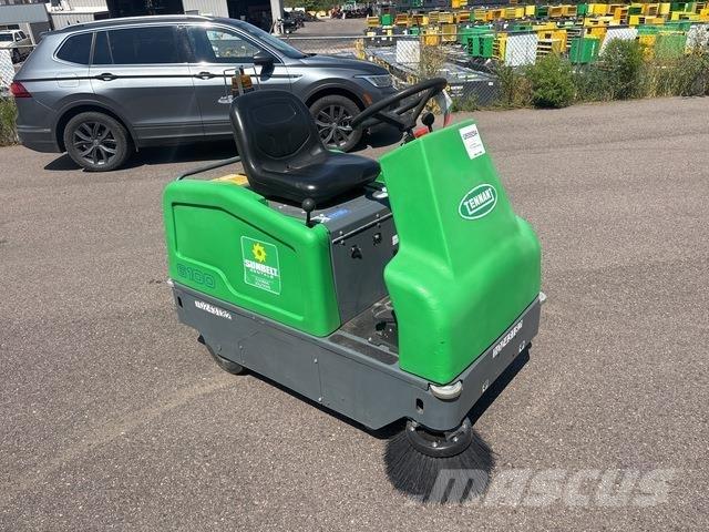 Tennant 6100 屋内用スイーパー