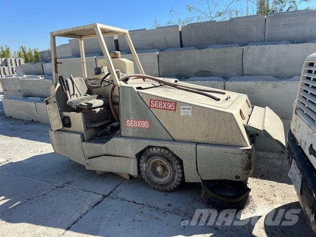 Tennant 800 屋内用スイーパー