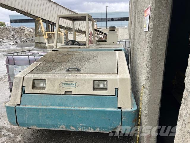 Tennant 800 屋内用スイーパー