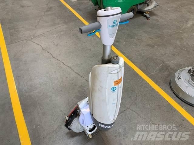 Tennant IMOPXL 床洗浄機（スクラバー）