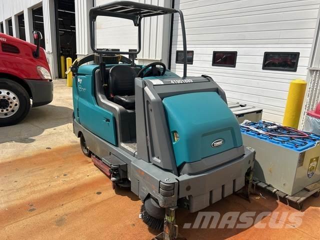 Tennant M17 屋内用スイーパー
