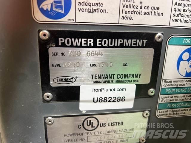 Tennant S20 屋内用スイーパー