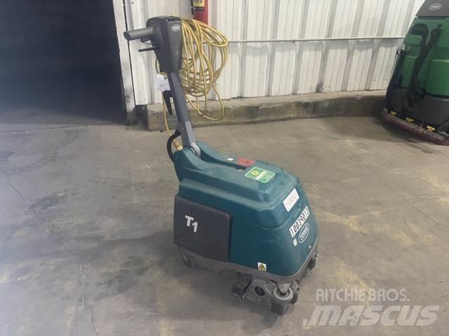 Tennant T1 床洗浄機（スクラバー）