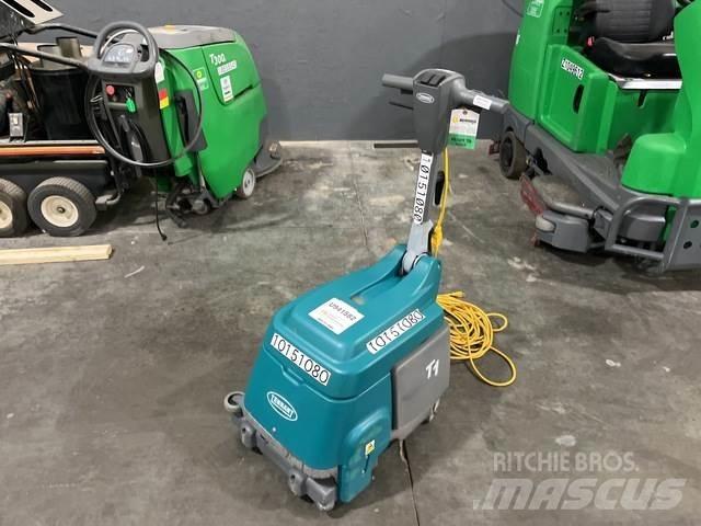 Tennant T1 床洗浄機（スクラバー）