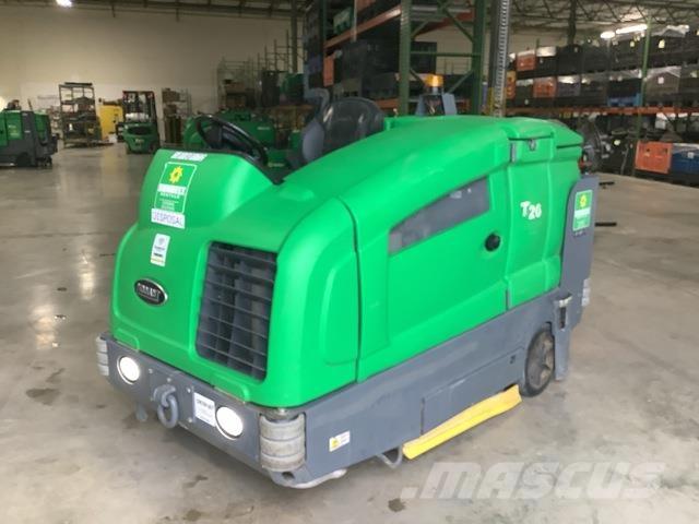 Tennant T20 床洗浄機（スクラバー）