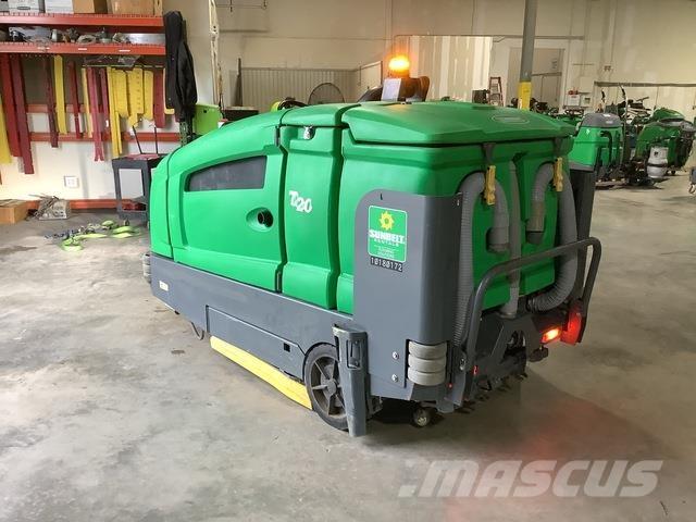 Tennant T20 床洗浄機（スクラバー）