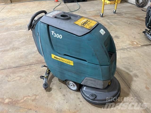 Tennant T300 床洗浄機（スクラバー）